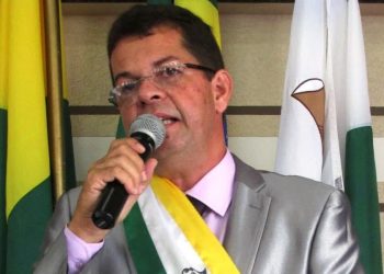 Famílias organizam protesto em Feijó para chamar atenção do prefeito pela implantação do Centrin