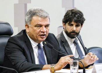 Petecão aprova projeto que beneficia mototaxistas e cooperativas na compra de novas motos