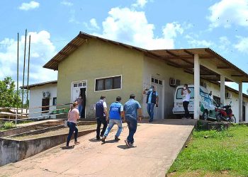 Gladson exonera de uma vez só toda a cúpula da Saúde em Thaumaturgo