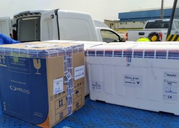 Com estoque, Saúde do Acre pede ao governo federal ‘pausa’ no envio de doses da Pfizer e CoronaVac