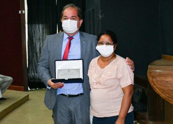Deputado Marcus Cavalcante participa de homenagem à Diocese de Cruzeiro do Sul