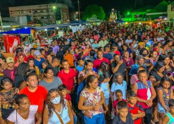 Com show de Frei Renan e Santa Missa, multidão participa de Novenário de São Francisco, em Tarauacá