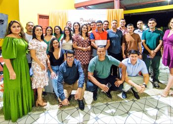 Secretaria de Saúde de Tarauacá promove jantar em homenagem aos servidores e faz sorteios de prêmios