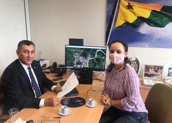 Em Brasília, Maria Lucinéia se reúne com Jesus Sérgio pede recursos e agradece os mais de R$ 50 milhões que o parlamentar já enviou para Tarauacá desde 2019