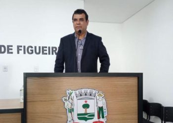 Vereador Arife Eleamen deseja Feliz Ano Novo a todos os tarauacaenses