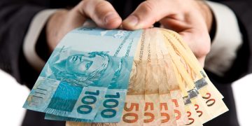 Tá na conta: Prefeitura de Tarauacá paga servidores o salário de dezembro dentro do mês