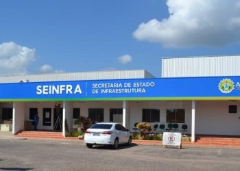 Homens invadem Deracre e levam servidores de reféns em assalto