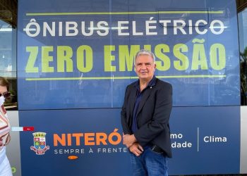 Petecão busca, no Senado, alternativa para transporte público de Rio Branco