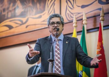 Edvaldo Magalhães defende a aprovação imediata do projeto que reduz a pauta do bezerro