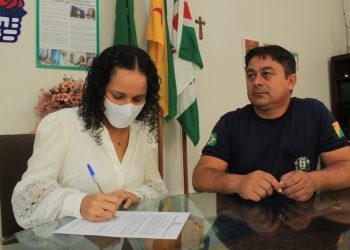 Com emenda de Petecão, prefeita assina ordem para pavimentação de ruas no entorno da rodoviária de Tarauacá