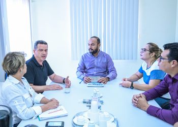 Deputado André da Droga Vale se reúne com direção da Fundhacre e trata sobre ampliação de cirurgias