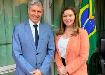 Socorro Neri se encontra com ministro Paulo Teixeira para tratar de emendas parlamentares
