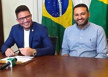 Gladson anuncia abertura de três mil vagas em concurso da Secretaria de Educação do Estado