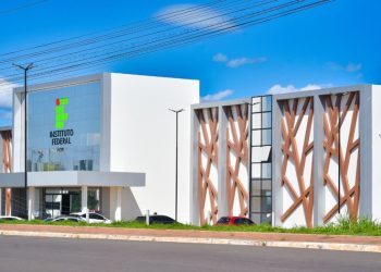 Ifac nomeia 30 docentes e 5 técnicos administrativos; veja nomes