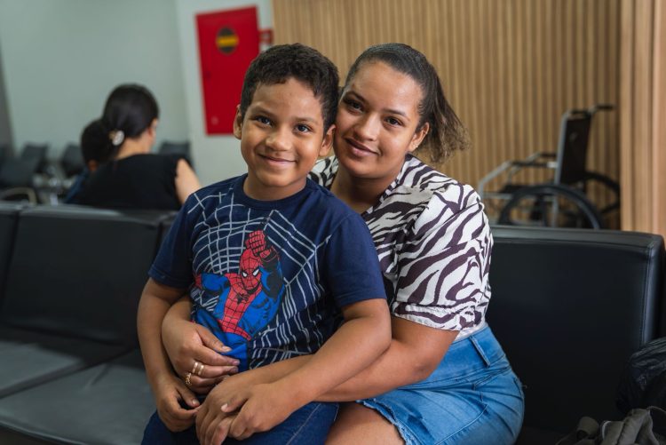 Emenda do senador Alan garante realização de exames de BERA a crianças com suspeita de autismo e dificuldades auditivas