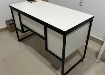 Você precisa de uma mesa de escritório, pode encontrá-la na Serralheria Art Ferro, em Tarauacá