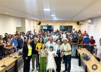 Ex-prefeita de Tarauacá e o ex-deputado federal Jesus Sérgio oficializaram sua filiação ao PL, em um evento que contou com a presença de Márcio Bittar