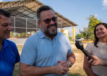 Senador Alan Rick acompanha avanço das obras de revitalização da Vila Olímpica em Cruzeiro do Sul