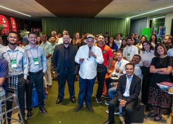 Sicredi apresenta solução tecnológica Clover em evento exclusivo para empresários em Rio Branco