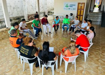 Envira dá largada rumo ao Selo UNICEF 2025–2028 com o compromisso do prefeito Ivon Rates de fortalecer políticas para a infância e juventude
