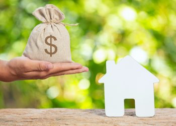 Sicredi reforça importância de guardar dinheiro e investir na comunidade