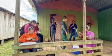 Prefeitura de Envira leva vacinação até a casa das famílias com ação de imunização domiciliar