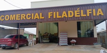 Comercial Filadélfia inaugura novo prédio, mas permanece no mesmo endereço: última rua do Bairro Novo