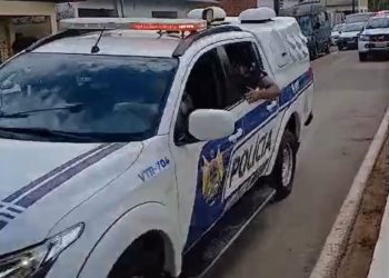 Durante etapa de curso da Rotam em Feijó, sirenes e gritos em viaturas chamam atenção da população