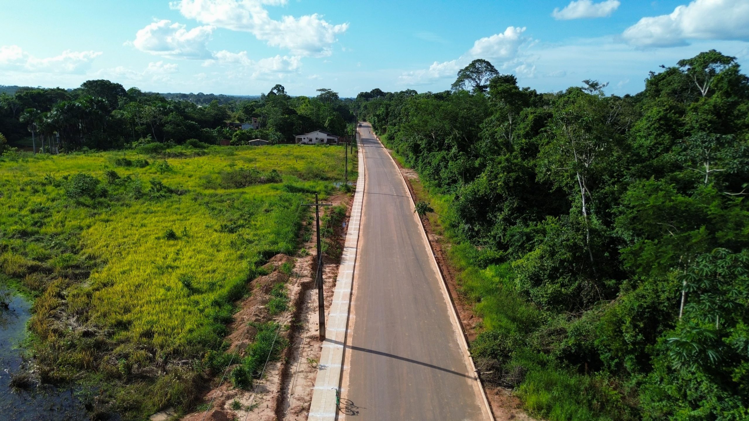 Alan Rick comemora nova etapa de asfaltamento da estrada que liga Ipê ...