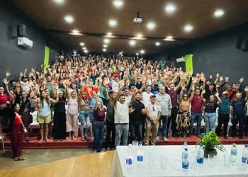 Sidney Leite fortalece parceria com Envira em encontro com profissionais da Saúde e Educação