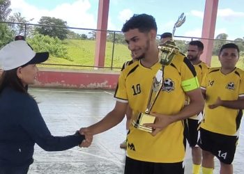 Rumo ao Hexa:Antônia Sales fortalece o esporte e reafirma liderança na zona rural de Tarauacá