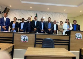 Ministério Público do Acre pede suspensão de auxílio de R$ 2.550 a vereadores de Tarauacá e Justiça dá cinco dias para explicações