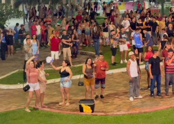 Primeira noite de Carnaval tem tranquilidade, sem chuva e sem ocorrências graves em Tarauacá