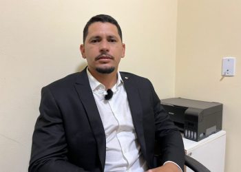 Tribunal de Contas do Estado do Acre multa presidente da Câmara de Tarauacá em R$ 7.120 por descumprimento de norma e cobra regularização de contrato