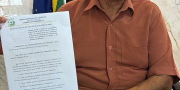 Vereador Pedro Cláver propõe antecipação de décimo terceiro e férias para servidores em tratamento de saúde em Tarauacá