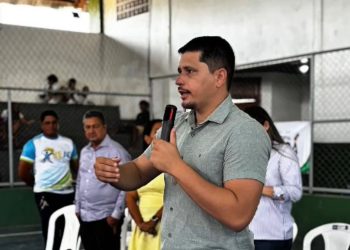 “Esporte transforma vidas”, destaca vereador Careca durante entrega de premiação dos Jogos Estudantis em Tarauacá