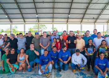 Alan Rick fortalece agricultura familiar com assistência técnica e entrega de equipamentos