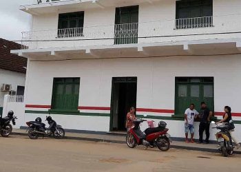 Advogado aponta possível nepotismo cruzado em nomeação de filho de vereadora em Tarauacá; Ministério Público pode analisar caso