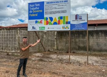 Educação no Campo Avança: Prefeitura de Tarauacá Assina Ordem de Serviço para Conclusão da Escola Polo 15 de Junho II