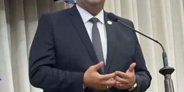 Após ataque em escola de Rio Branco, pré-candidato ao Senado Dr. Júnior Feitoza defende aumento da internação de menores de 3 para 15 anos em crimes hediondos