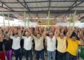 Senadores Eduardo Braga e Omar Aziz e grande comitiva são recebidos com festa em Envira