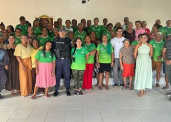 Prefeitura de Envira promove palestra de conscientização e combate à violência contra a pessoa idosa
