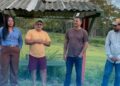 Vídeo de secretário e vereador elogiando reforma de parada gera polêmica após cobertura aparecer deteriorada em Tarauacá