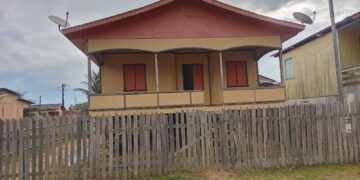 Oportunidade: casa à venda no bairro Ipepaconha, em Tarauacá