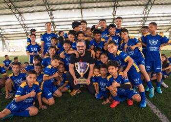 Com recurso garantido por Alan Rick, Tancredo Neves e Baixada da Sobral ganham Escolinha Léo Moura e mais 435 crianças são beneficiadas em Rio Branco