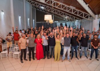 Alan Rick participa de encontro com pequenos e microempreendedores e debate propostas para fortalecer a economia do Acre