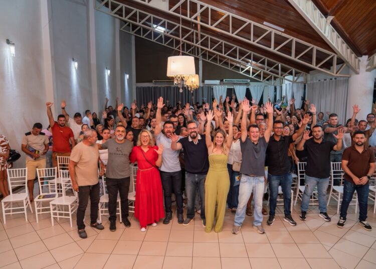 Alan Rick participa de encontro com pequenos e microempreendedores e debate propostas para fortalecer a economia do Acre