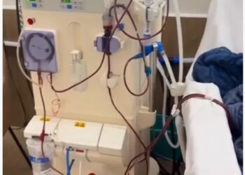 “Saem à 1h da madrugada para sobreviver”: pacientes percorrem 229 km, três vezes por semana, para fazer hemodiálise em Cruzeiro do Sul e cobram centro de tratamento em Tarauacá