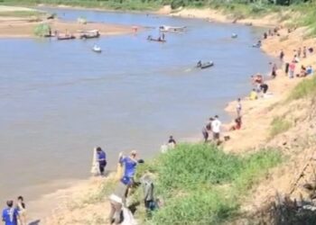 Piracema do mandim movimenta Rio Tarauacá e atrai pescadores ao longo do manancial