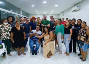 Alan Rick se reúne com diretoria do Sinteac e ouve demandas dos trabalhadores da Educação